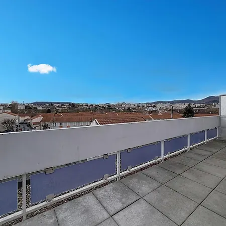 F1 Sur Clermont-fd - Parking Chartier Appartement *